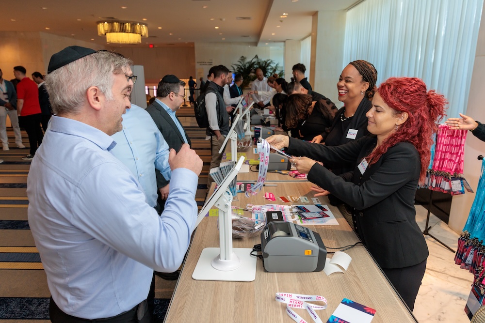 deBanked CONNECT MIAMI 2026