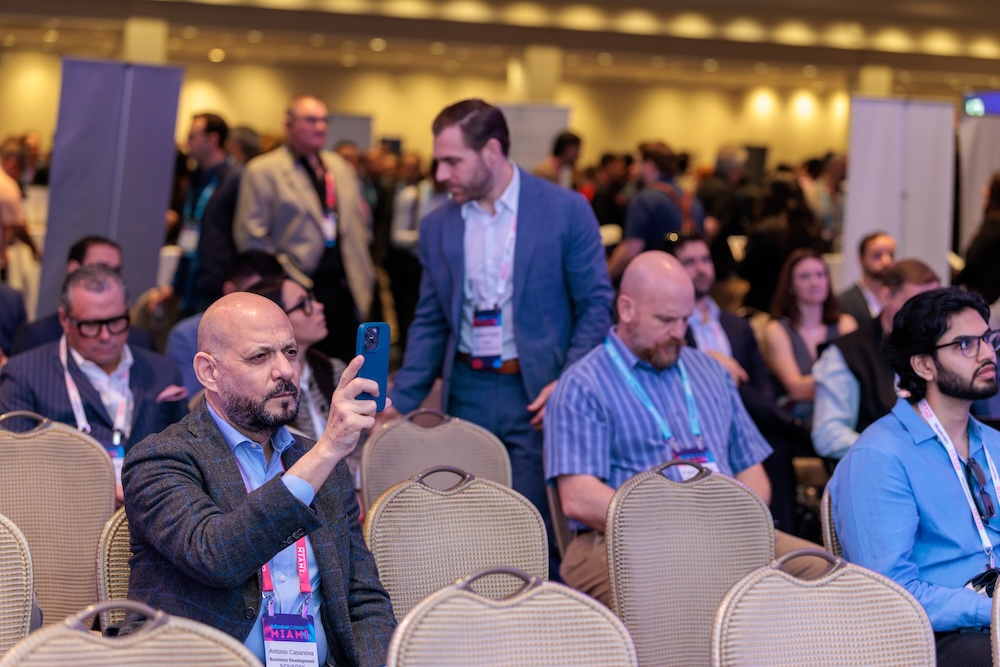 deBanked CONNECT MIAMI 2026