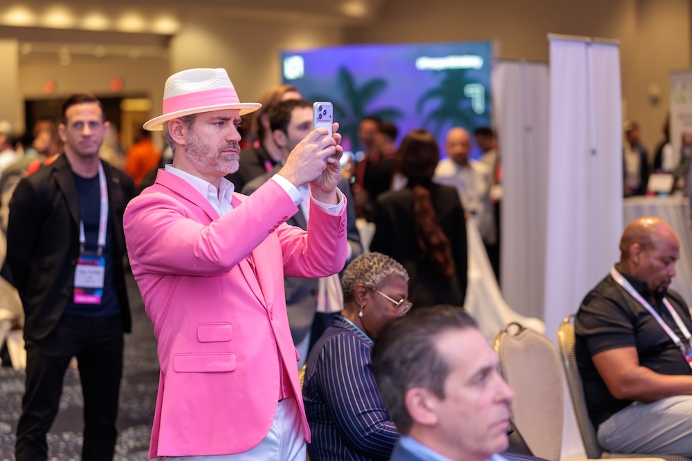 deBanked CONNECT MIAMI 2026