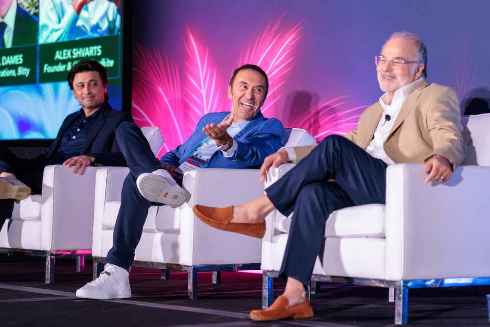 deBanked CONNECT MIAMI 2026