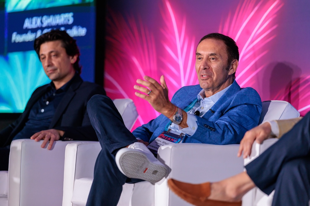 deBanked CONNECT MIAMI 2026