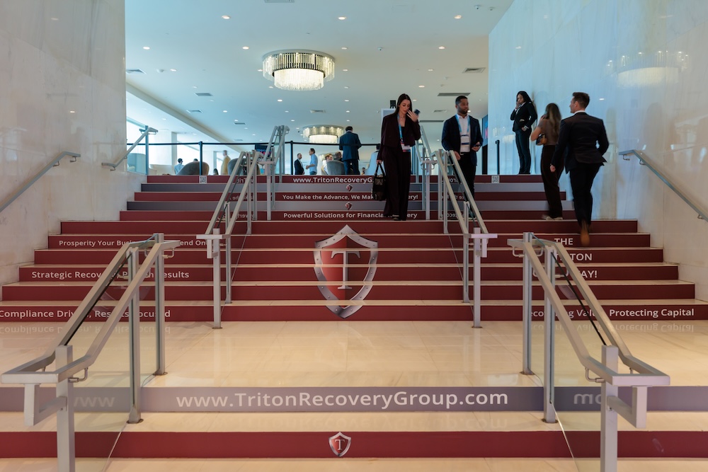 deBanked CONNECT MIAMI 2026