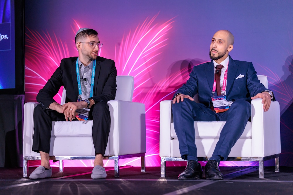 deBanked CONNECT MIAMI 2026