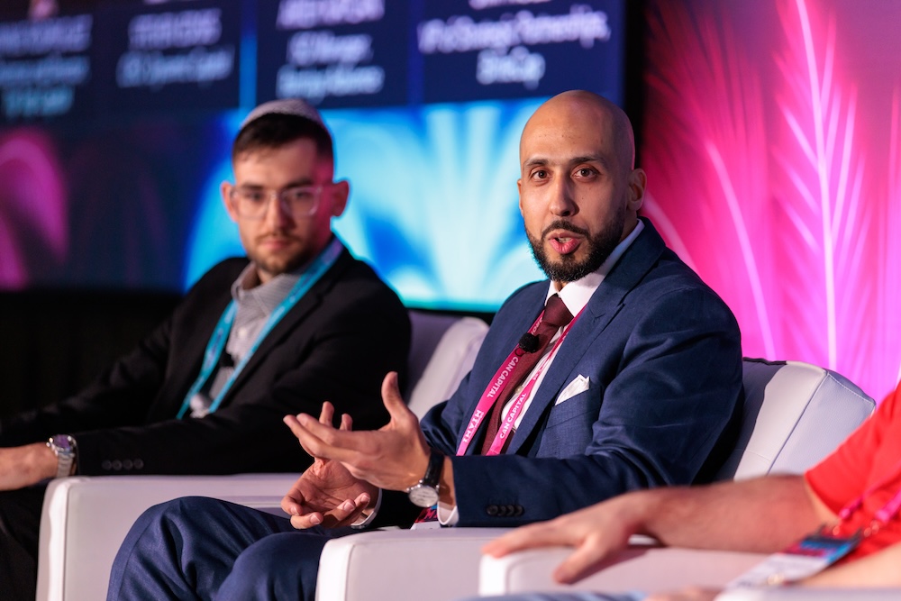 deBanked CONNECT MIAMI 2026