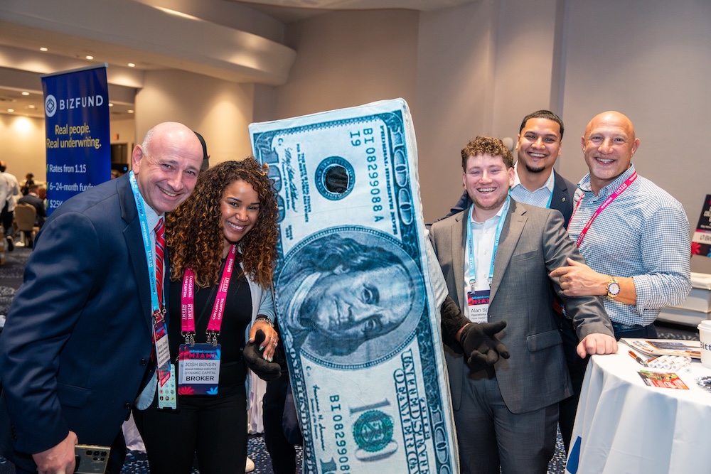 deBanked CONNECT MIAMI 2026